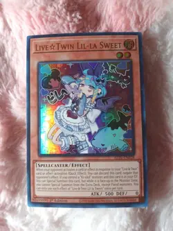 Live Twin Lil-la Sweet - ALIN-EN028 - Ultra Rare - 1st Edition Yu-Gi-Oh! - Image 1