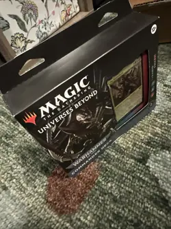 *Sealed Universes Beyond Warhammer 40,000 Tyranid Swarm Commander Deck* MTG - Image 3