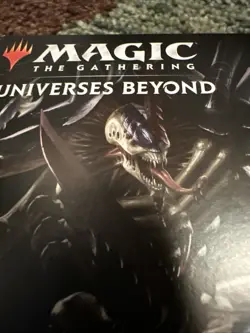 *Sealed Universes Beyond Warhammer 40,000 Tyranid Swarm Commander Deck* MTG - Image 5