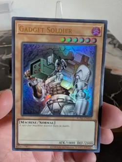 Yu-Gi-Oh Gadget Soldier KC01-EN010 25th Anniversary Ultimate Kaiba Set - Image 2
