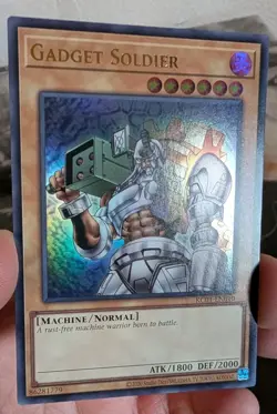 Yu-Gi-Oh Gadget Soldier KC01-EN010 25th Anniversary Ultimate Kaiba Set - Image 4