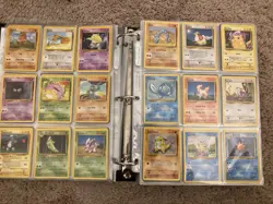 900+ Pokemon Cards Lot with Assorted Extras - Image 4