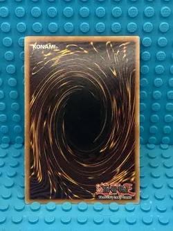 Yugioh! Dark Magician LOB-005 Ultra Rare LP - Image 2