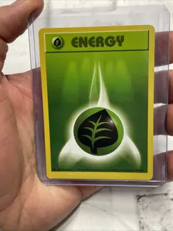 Pokemon Grass Energy Common Base Set (Shadowless) 99/102 LP+ Vintage Pokemon TCG - Image 1