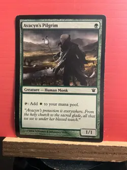 Avacyn's Pilgrim Innistrad Regular - Image 1