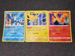Articuno Zapdos Moltres holo Pokemon Go Card NM - Image 1