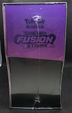 Nintendo Pokemon TCG: Sword & Shield Fusion Strike Elite Trainer Box - Image 2