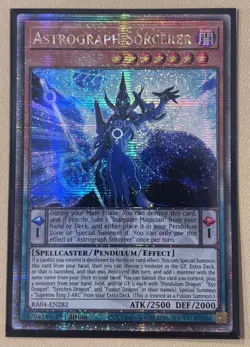 Astrograph Sorcerer RA04-EN282 Quarter Century Secret Rare 1st Ed - Image 1