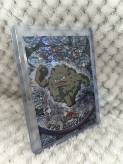 2000 Topps Chrome Pokemon Graveler #75 SPECTRA - Image 2