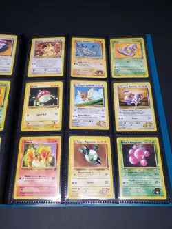 Huge Vintage Pokemon Binder Collection Lot of 100 Cards NM-LP - Image 3