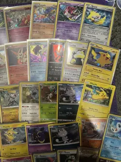 LOT OF 35 POKEMON CARDS BLACK STAR PROMO FROM SUN & MOON, XY and D&P - Image 3