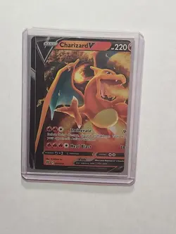 Miscut Charizard V Pokemon TCG Sword & Shield 017/172 Basic Card V Rule - Image 1