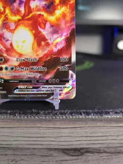Charizard VMAX SWSH261 SWSH: Sword & Shield Promo Cards Holo - Image 4
