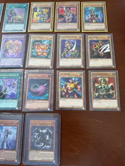yugioh card lot many of holos!!! Rare sets!! Vintage card game - Image 4