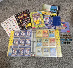 Vintage Pokemon Card Binder Lot ≈350 Gen1 BaseSet Base 2 JungleFossil Holos 1999 - Image 1