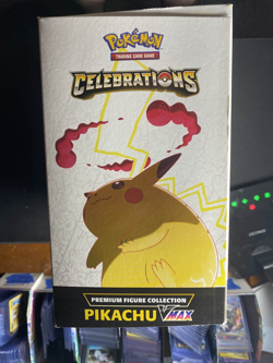 Celebrations Premium Figure Collection Pikachu VMAX Box Pokemon TCG Dent - Image 5
