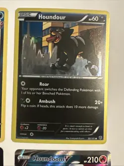 Pokemon HOUNDOOM V and Holo 4 Card Lot Houndour - Image 4