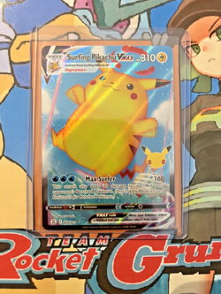 Pokemon TCG (2021) Celebrations Surfing Pikachu Vmax 009/025 NM/M - Image 2