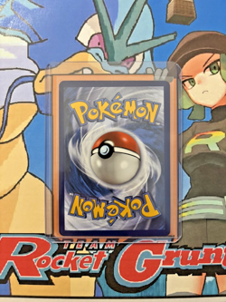 Pokemon TCG (2021) Celebrations Surfing Pikachu Vmax 009/025 NM/M - Image 3