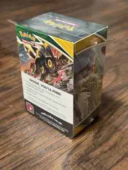 Pokemon TCG: Sword & Shield - Evolving Skies Build And Battle Box! New, Sealed! - Image 3