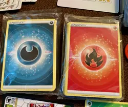 Pokemon TCG Brilliant Stars Elite Trainer Box ETB Coins, Sleeves 2 Sealed Packs - Image 3