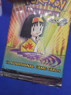 VTG 2000 WOTC SEALED Pokemon Gym Heroes Unlimited Booster Pack Erika Artwork - Image 3