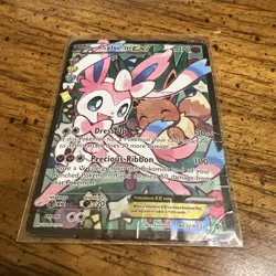 Sylveon EX RC32/RC32 Full Art Pokemon Generations Radiant Collection - DAMAGED - Image 3