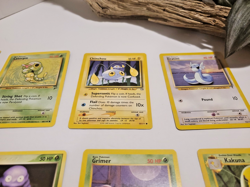 Pokemon Card Lot of 15 Chinchou, Dratini, Grimer, Kakuna, Metapod - Lot #16 - Image 4