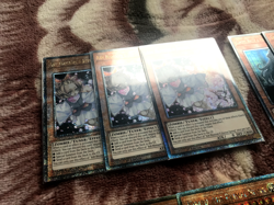 YU-GI-OH! X3 ASH BLOSSOM & GHOST BELLE - QUARTER CENTURY (EU PRINTS) - Image 1