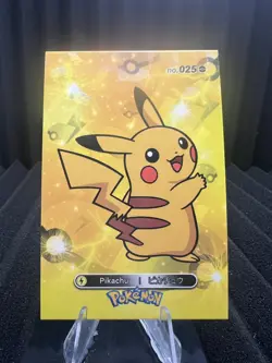 Pikachu #25 - Cracked Ice Holo - Card Database 1 - Pokemon Card - Image 1