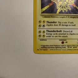 1999 Pokemon WOTC: Base Set Zapdos 16/102 Holo Rare Vintage - Image 5