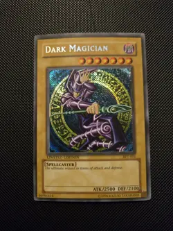 Dark Magician - 2002 Collectors Tin (BPT) - Image 2