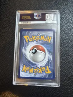 Pokemon Umbreon Gold Star 17/17 Celebrations Classic Collection Holo PSA 9 - Image 2