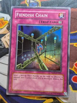 Yu-Gi-Oh! - Fiendish Chain - ABPF-EN064 - Super Rare - Unlimited - LP - Image 1