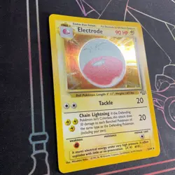 Electrode - 2/64 Jungle Unlimited Holo Rare Pokemon - NM - Image 2