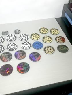 Lot Of Official Pokemon TCG Coins, Jumbo Size and Regular Size RARE - Image 4