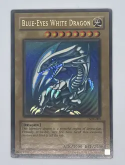 Yu-Gi-Oh! TCG Blue-Eyes White Dragon Kaiba SDK-001 Holo Dragon Konami 1996 - Image 1