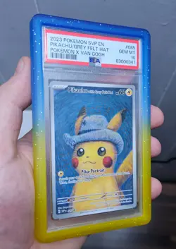2023 Pokemon Pikachu Van Gogh Grey Felt Hat Promo SVP EN #085 PSA 10 GEM MINT - Image 1