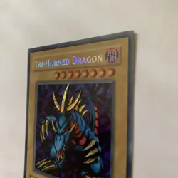 Tri-Horned Dragon LOB-000 Secret Rare Heavy Foil Bleed 🩸 Misprint - Image 4