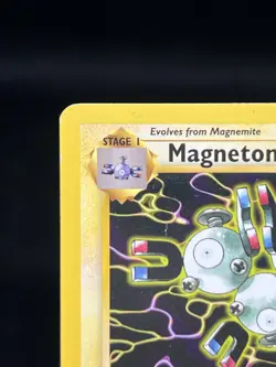 Pokemon TCG Magneton 26/62 Fossil 1st Edition Regular Rare MP - Image 2