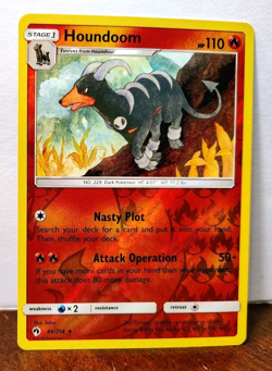 POKEMON HOUNDOOM 46/214 REVERSE HOLO RARE LOST THUNDER LP - Image 1