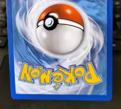 POKEMON PIKACHU 19/68 REVERSE HOLO HIDDEN FATES LP-NM - Image 4