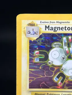 Pokemon TCG Magneton 11/62 Fossil Holo Rare HP - Image 2