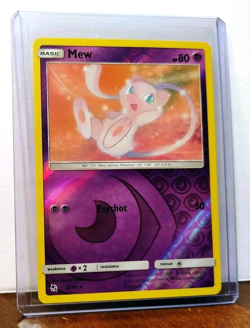 POKEMON MEW 32/68 REVERSE HOLO RARE HIDDEN FATES NEAR MINT - Image 5
