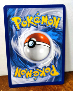 POKEMON PIKACHU 19/68 REVERSE HOLO HIDDEN FATES LP-NM - Image 2