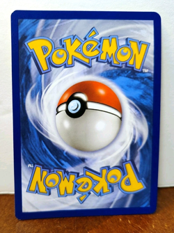 POKEMON PIKACHU 19/68 REVERSE HOLO HIDDEN FATES LP-NM - Image 2