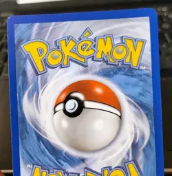 POKEMON PIKACHU 19/68 REVERSE HOLO HIDDEN FATES LP-NM - Image 3