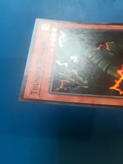 YUGIOH Super Rare Thunder Dragon HISU-EN046 1st Edition PLAYED - Image 3