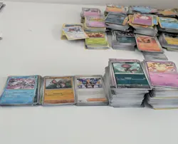 500 Pokemon Karten Bulk gemischt - Holos Karten, Reverse Holos, Commons, Trainer - Image 2