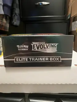 Pokemon TCG Sword & Shield Evolving Skies Elite Trainer Box FACTORY SEALED - Image 5